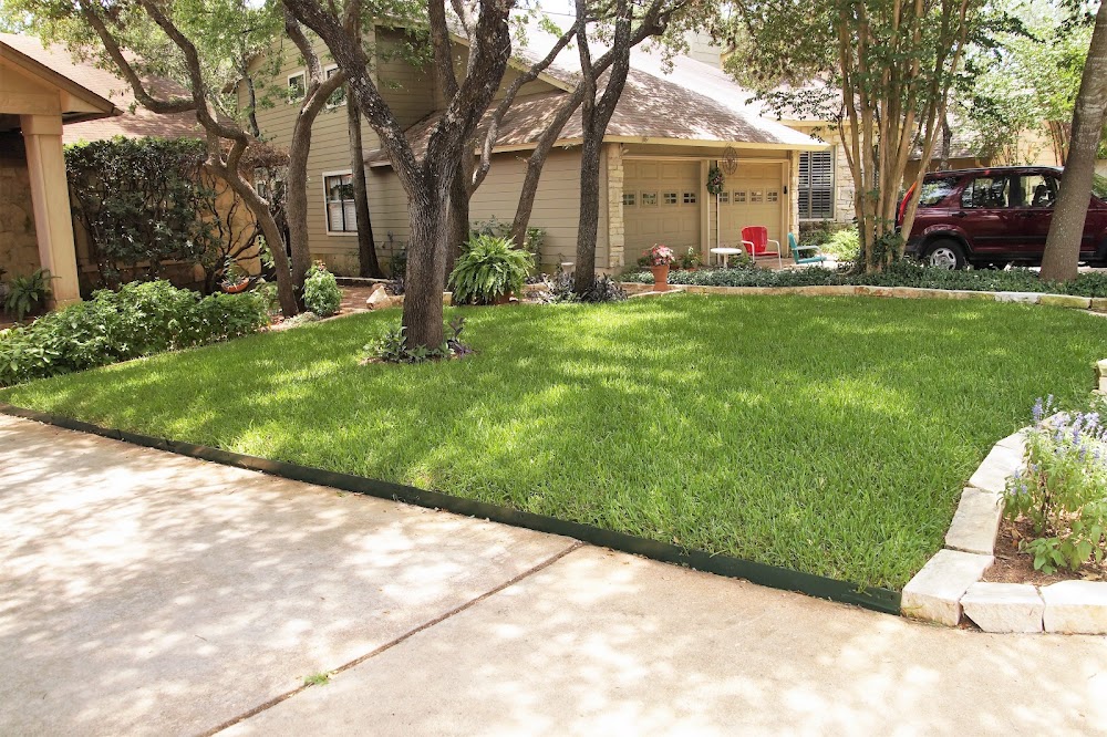 Showplace Lawns