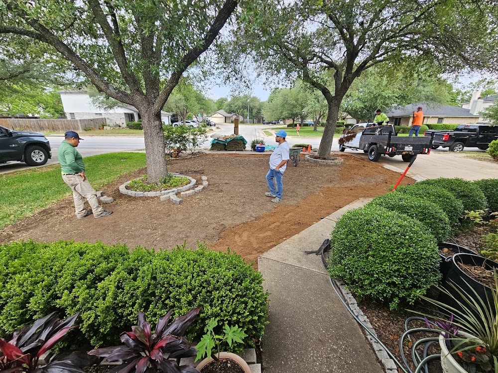 Adam's Lawn Service Austin